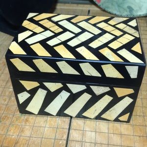 Artisan Inlaid Wood Box Made 70s, 80s EVC Black Bone Color 5.5”Wx3.25”Dx3”H